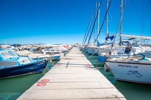 Lavish & Spacious Apt With Stunning Seaview, 10 Min Ath Airport Artemida  Exteriör bild