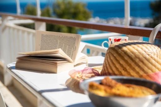 Lavish & Spacious Apt With Stunning Seaview, 10 Min Ath Airport Artemida  Exteriör bild