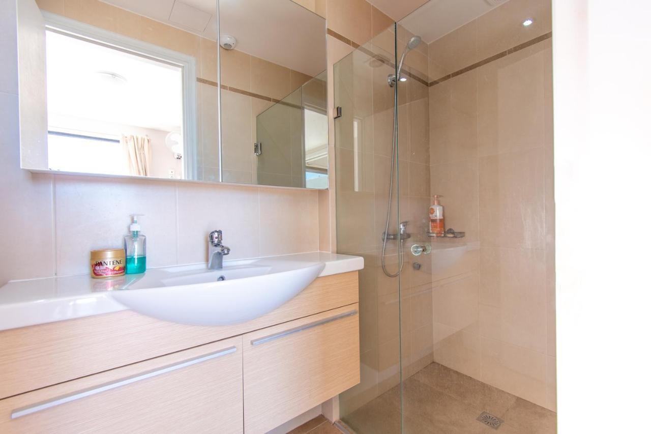 Lavish & Spacious Apt With Stunning Seaview, 10 Min Ath Airport Artemida  Exteriör bild